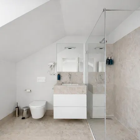 Lsa Mouraria By Numa Lisboa